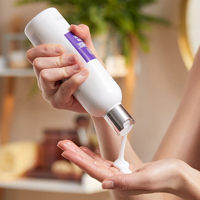 WHITE-MUSK-BODY-LOTION-250ML