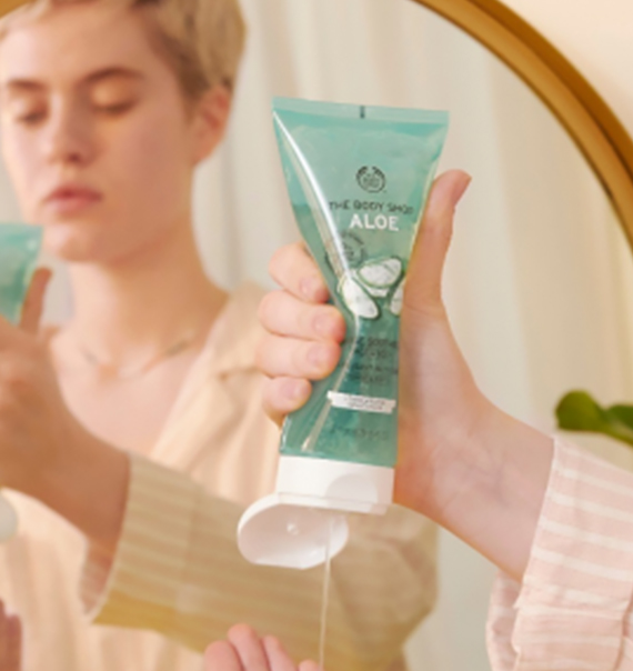 aloe_multi-use_soothing_gel_200ml_7_inrsdps623